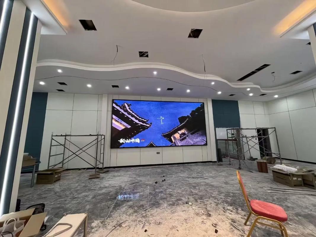 杭州LED顯示屏 強力巨彩室內1.8，點亮智能科技的每一寸空間